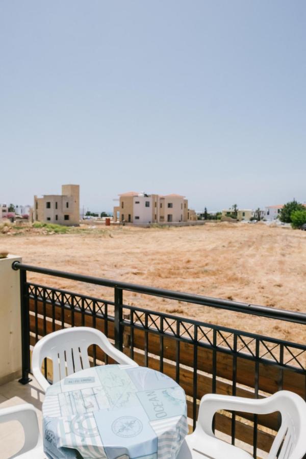 Apartment Faros Village 1 Bedroom Flat Near The Seafront In *